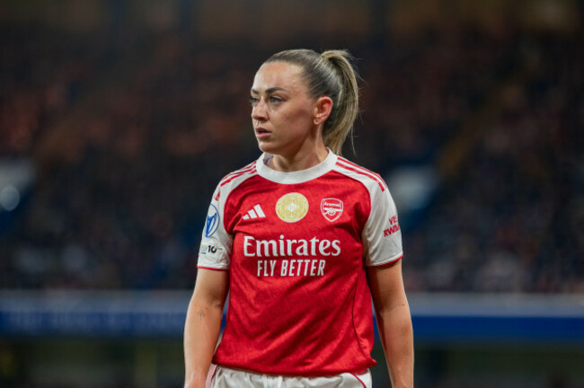 london-uk-1st-apr-2026-katie-mccabe-of-arsenal-women-during-the-uefa-womens-champions-league-quarter-final-second-leg-between-chelsea-fc-women-and-arsenal-women-at-stamford-bridge-credit-suzanne