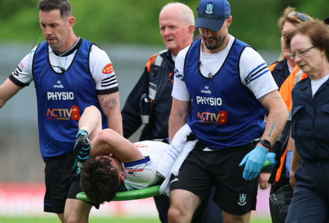 bobby-mccaul-leaves-the-field-injured