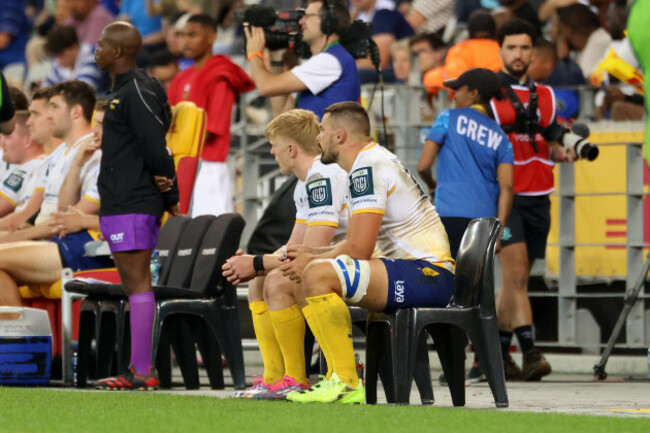 max-deegan-and-tommy-obrien-in-the-sin-bin-after-receiving-yellow-cards