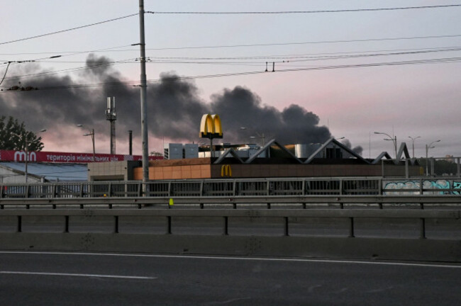 kyiv-ukraine-02nd-june-2026-mcdonalds-restaurant-against-a-backdrop-of-black-smoke-in-the-sky-after-the-russian-shelling-credit-sopa-images-limitedalamy-live-news