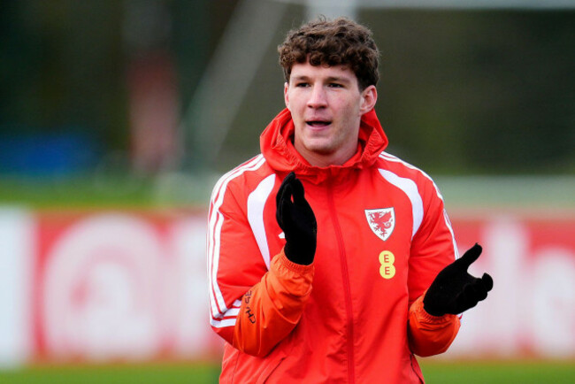 wales-lewis-koumas-during-a-training-session-at-the-vale-resort-hensol-picture-date-wednesday-march-25-2026
