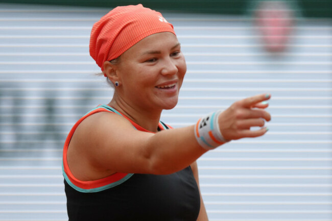 russias-diana-shnaider-reacts-during-the-quarterfinal-tennis-match-against-ary-at-the-french-open-in-paris-wednesday-june-3-2026-ap-photoaurelien-morissard