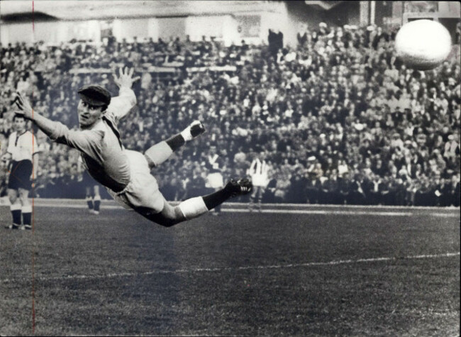mar-16-1958-world-cup-series-in-stockholm-ireland-v-germany-photo-shows-gregg-irelands-goalkeeper-failed-to-step-the-equalising-goal-scored-by-seeler-during-the-world-cup-match-between-north