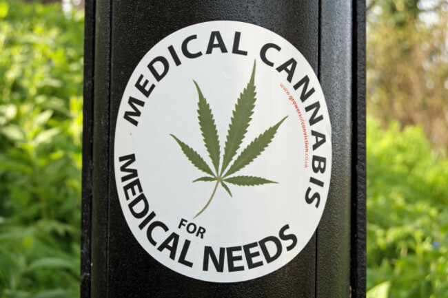 medical-cannabis-for-medical-needs-sticker-on-a-lamppost-in-southwest-london-england