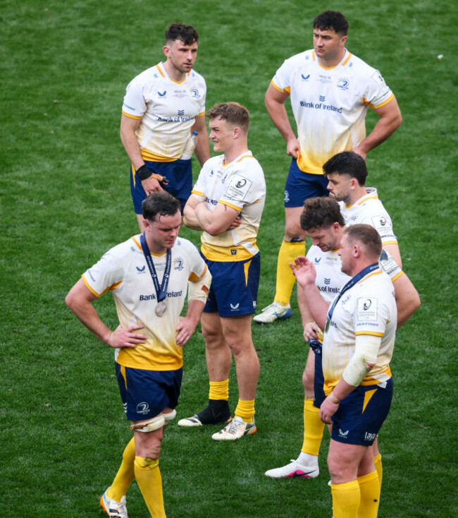 james-ryan-hugo-keenan-josh-van-der-flier-caelan-doris-thomas-clarkson-harry-byrne-and-tadhg-furlong-dejected-after-the-game