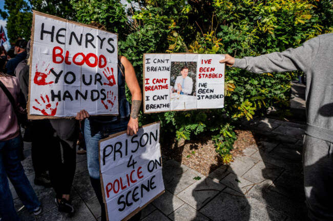 protestors-outside-southampton-central-police-station-hold-placards-accusing-the-police-of-killing-teenager-henry-nowak-during-the-rally-southampton-locals-organized-a-flash-protest-following-the-rel