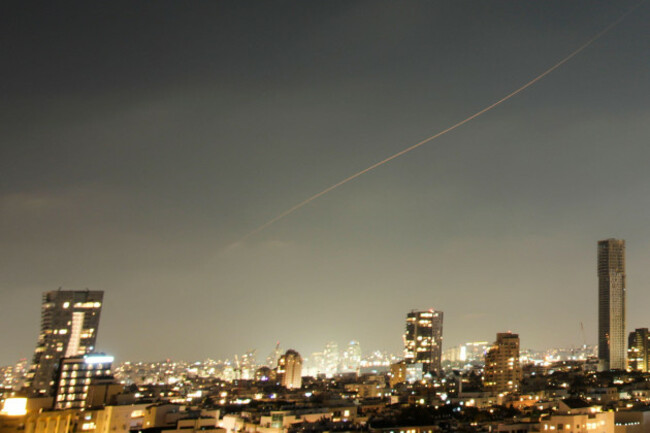 a-projectile-streaks-through-the-sky-over-central-israel-during-an-iranian-missile-attack-sunday-june-7-2026-ap-photoohad-zwigenberg
