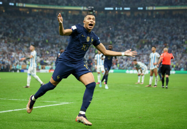 lusail-city-qatar-december-18-fifa-world-cup-qatar-2022-final-match-between-argentina-and-france-at-lusail-stadium-on-december-18-2022-in-lusail-city-qatar-fussball-weltmeisterschaft-finale-ar