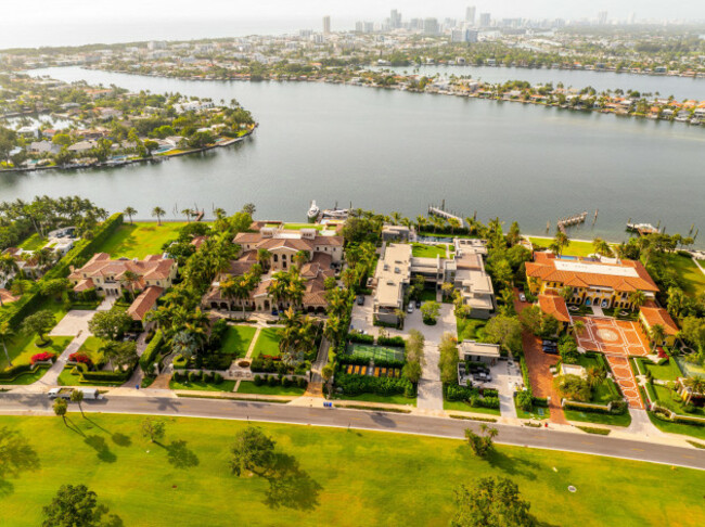 miami-beach-fl-usa-may-17-2024-miami-beach-florida-tom-brady-mansion-on-indian-creek-island