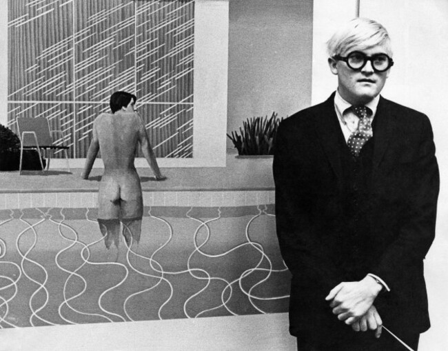 david-hockney-with-painting-which-won-1500-first-prize-at-john-moores-liverpool-exhibition-november-1967-p005477