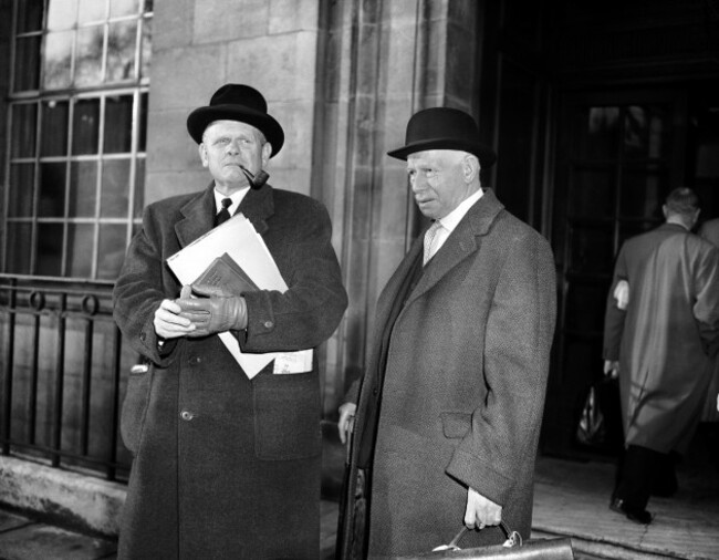 l-r-football-league-secretary-alan-hardaker-and-president-joe-richards-outside-the-ministry-of-labour-after-their-meeting-with-the-pfa