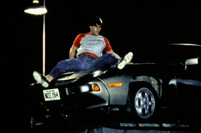 tom-cruise-risky-business-1983