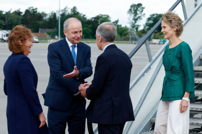 canadian-prime-minister-mark-carney-second-right-and-his-wife-diana-fox-carney-right-are-welcomed-by-taoiseach-micheal-martin-and-his-wife-mary-oshea-at-dublin-airport-at-the-start-of-his-visit-t
