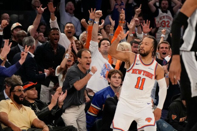 fans-cheer-after-new-york-knicks-guard-jalen-brunson-made-a-basket-during-game-3-of-the-nba-finals-basketball-series-against-the-san-antonio-spurs-monday-june-8-2026-in-new-york-ap-photoross-d