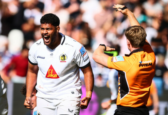 rusi-tuima-celebrates-the-final-whistle-as-baths-final-attempt-to-score-a-try-is-held-up