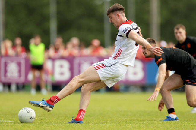 dara-mcdonnell-scores-a-goal