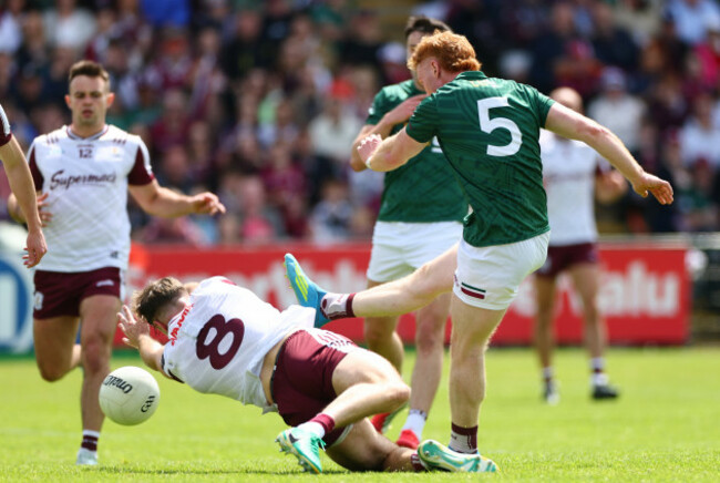 ronan-wallace-scores-his-opening-goal