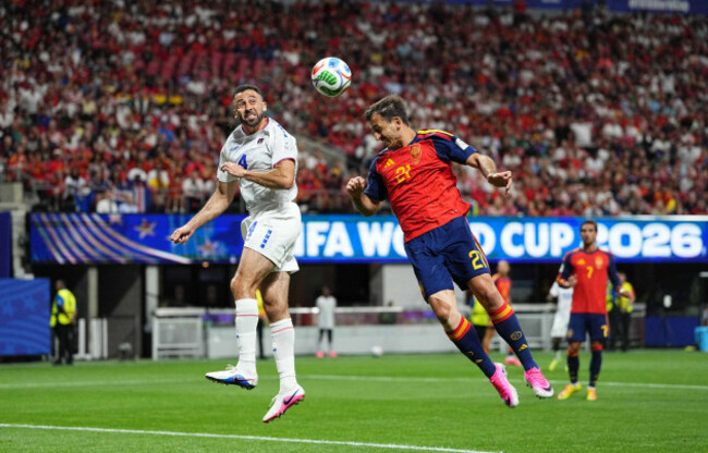 mikel-oyarzabal-spain-and-pico-lopes-cabo-verde-battle-for-the-ball-during-spain-and-cape-verde-group-h-fifa-world-cup-2026-atlanta-stadium-atlanta-united-states-on-june-15-2026-thor-wegner