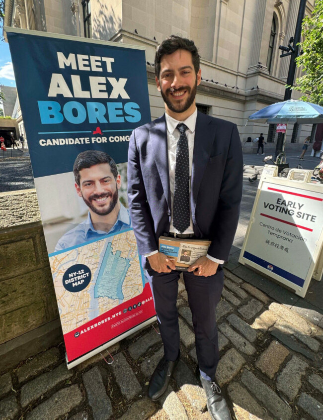 new-york-new-york-usa-16th-june-2026-democratic-candidate-for-congress-in-new-yorks-12th-congressional-district-alex-bores-seen-campaigning-during-early-voting-for-the-2026-democratic-primary-on