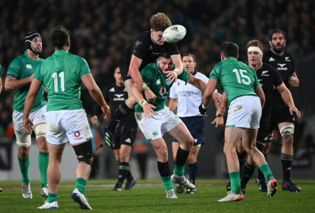 jordie-barrett-with-robbie-henshaw