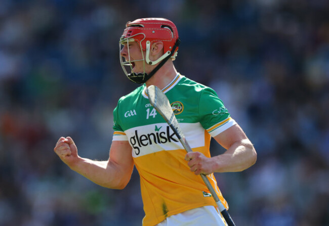 charlie-mitchell-celebrates-scoring-a-point