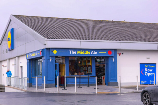lidl-northern-irelands-pub-the-middle-ale-in-dundonald-belfast-the-60-seater-pub-is-next-door-to-lidl-dundonald-store-and-will-operate-independently-with-a-separate-entrance-as-a-public-house-w