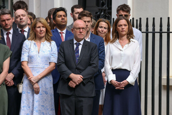 london-uk-22-june-2026-lady-victoria-starmer-wife-of-keir-starmer-and-staff-of-no-10-downing-street-listen-to-prime-minister-keir-starmer-makes-a-statement-to-the-nation-outside-10-downing-street