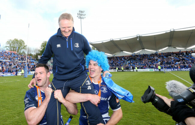 leinsters-jonathan-sexton-and-fergus-mcfadden-lift-up-head-coach-joe-schmidt