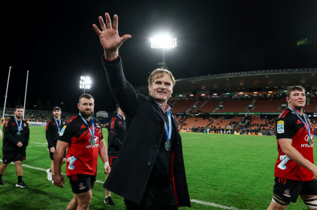 scott-robertson-celebrates-after-the-game