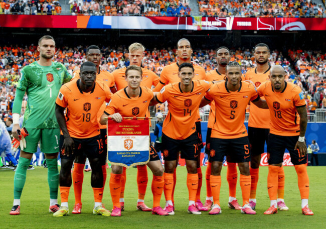 kansas-team-photo-of-the-netherlands-during-the-2026-fifa-world-cup-group-f-match-between-tunisia-and-the-netherlands-at-kansas-city-stadium-on-june-25-2026-in-kansas-united-states-koen-van-weel