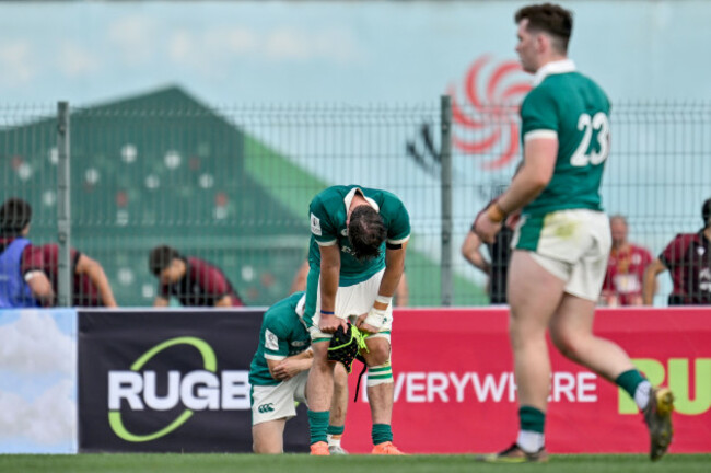 josh-neill-dejected-after-the-match
