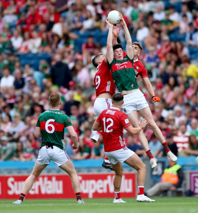 colm-ocallaghan-and-ian-maguire-with-bob-tuohy
