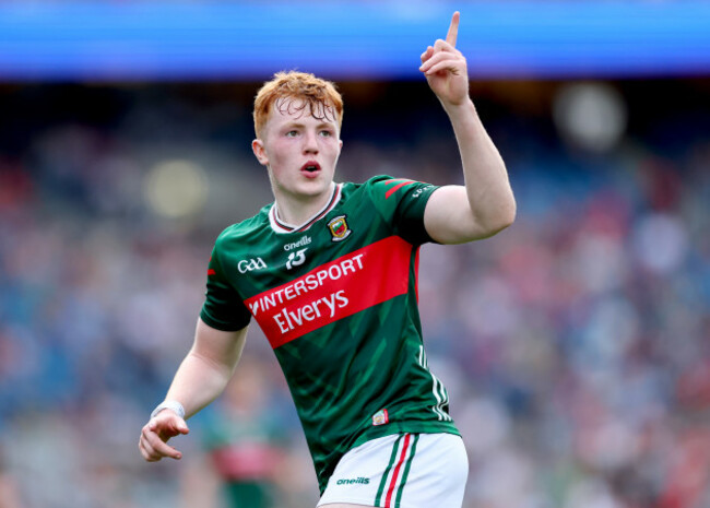 darragh-beirne-celebrates-scoring-a-point