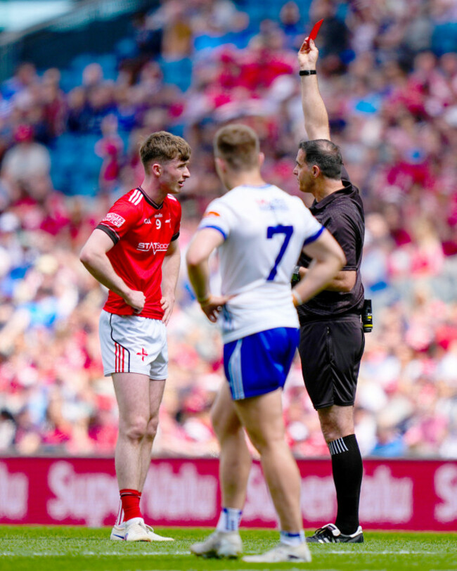 sean-hurson-gives-a-red-card-to-sean-callaghan