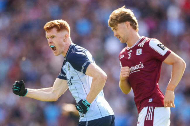 sean-guiden-celebrates-after-scoring-a-point
