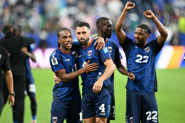 houston-tx-usa-26th-june-2026-cape-verde-vs-saudi-arabia-garry-rodrigues-of-cape-verde-roberto-lopes-of-cape-verde-and-steven-moreira-of-cape-verde-celebrate-after-qualifying-for-the-knockout