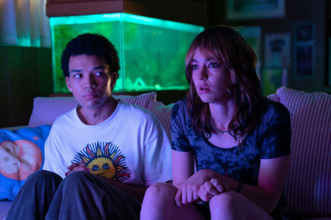 justice-smith-and-brigette-lundy-paine-in-i-saw-the-tv-glow-2024-directed-by-jane-schoenbrun-credit-a24-fruit-tree-smudge-films-album