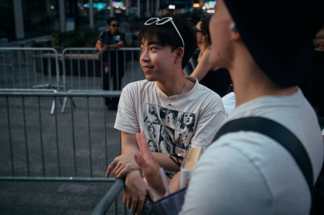 fans-gather-outside-madison-square-garden-as-preparations-continue-for-the-wedding-of-taylor-swift-in-new-york-on-thursday-july-2-2026-the-wedding-ceremony-is-scheduled-to-take-place-on-friday-jul