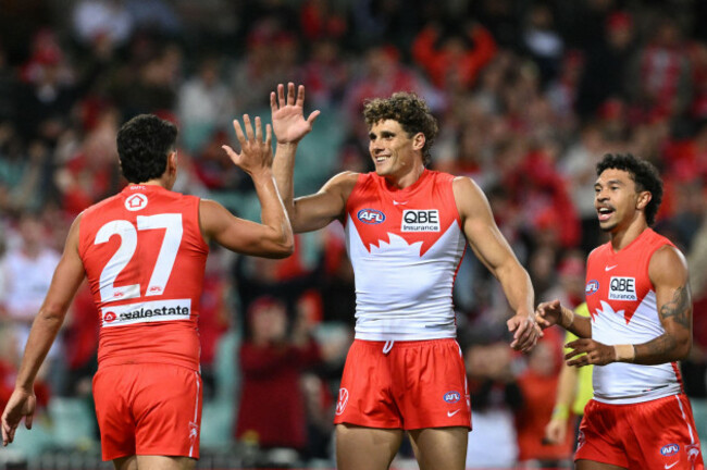 sydney-australia-17th-apr-2026-charlie-curnow-of-the-swans-celebrates-after-kicking-a-goal-during-the-afl-round-6-match-between-the-sydney-swans-and-the-gws-giants-at-sydney-cricket-ground-in-sydn