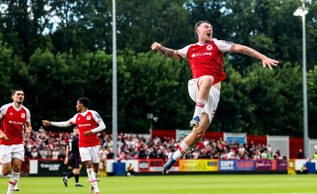 ryan-edmondson-celebrates-after-scoring-his-sides-first-goal-of-the-game