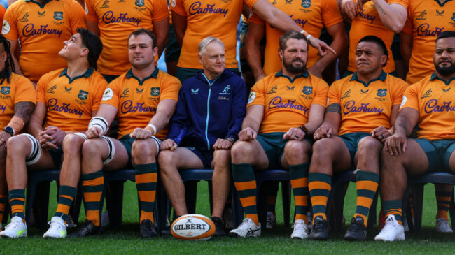 lachlan-shaw-harry-wilson-joe-schmidt-james-slipper-allan-alaalatoa-and-taniela-tupou-sit-in-the-front-row-ahead-of-the-team-photo