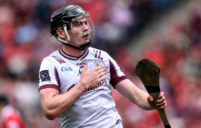 darragh-neary-celebrates-scoring-his-sides-first-goal