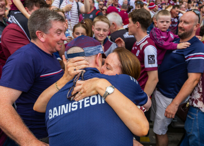 micheal-donoghue-with-laura-donoghue