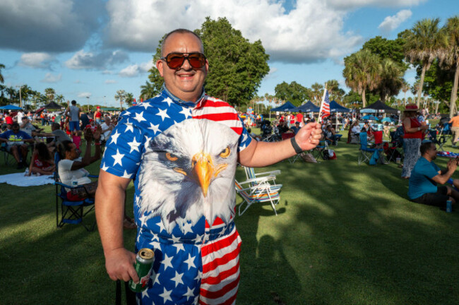 miami-united-states-of-america-04th-july-2026-miami-dade-fl-july4-celebrating-250-years-of-independence-at-palmetto-golf-course-on-july-4th-2026-in-miami-dade-florida-photo-by-alberto-e-tam