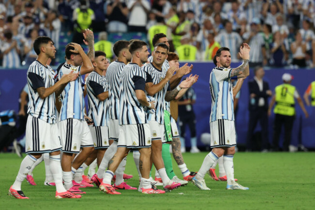 miami-gardens-fl-july-03-lionel-messi-10r-of-argentina-and-team-mates-applauds-the-supporters-at-the-end-of-a-fifa-world-cup-2026-round-of-32-match-between-between-argentina-and-cabo-verde-on-j