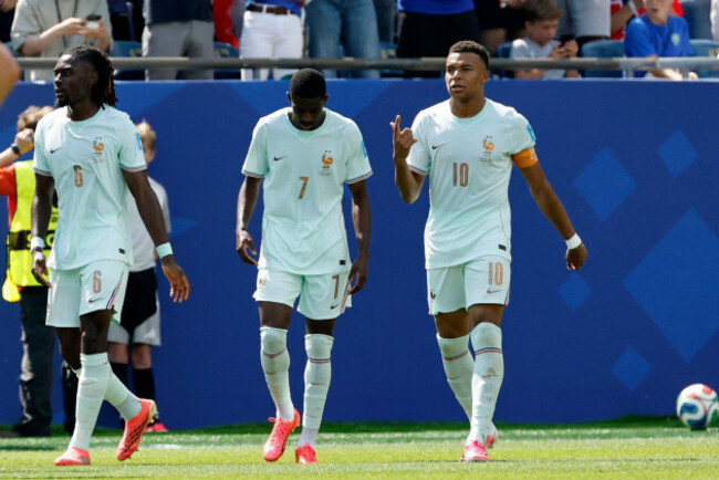 foxborough-ma-june-26-kylian-mbappe-10-of-france-counts-off-the-goals-for-ousmane-dembele-7-of-france-during-a-fifa-world-cup-2026-group-i-match-between-norway-and-france-on-june-26-2026-at-bos