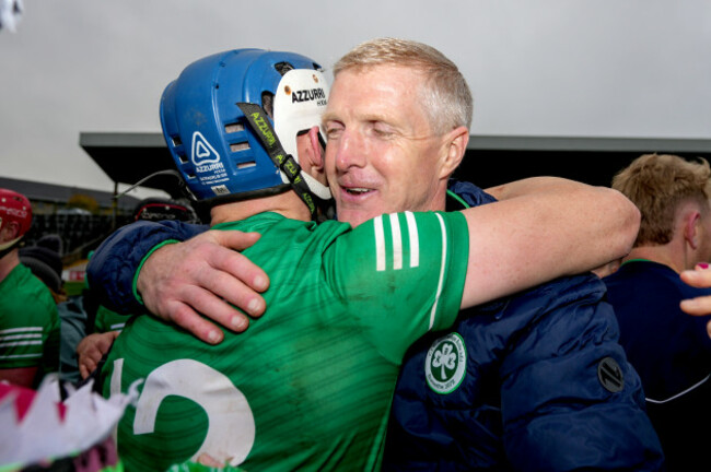 tj-reid-and-henry-shefflin-celebrates