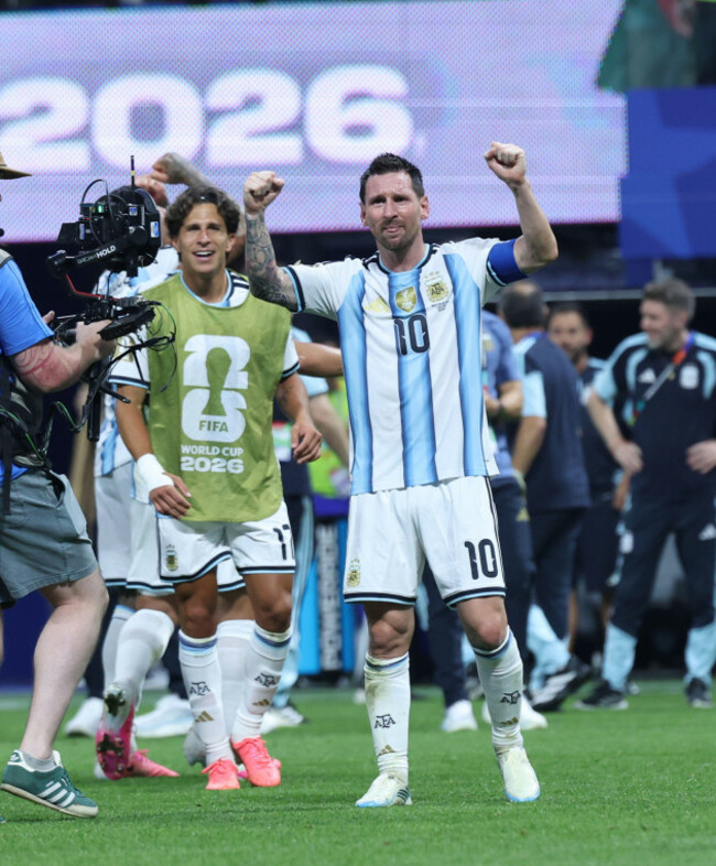 argentina-came-from-two-goals-down-to-defeat-egypt-3-2-in-a-dramatic-fifa-world-cup-2026-round-of-16-match-at-mercedes-benz-stadium-on-july-7-2026-in-atlanta-georgia-egypt-took-the-lead-through-ya