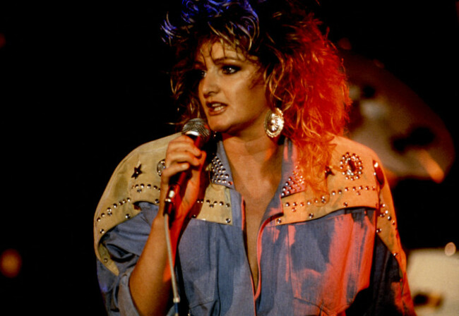 bonnie-tyler-welsh-singer-about-1983