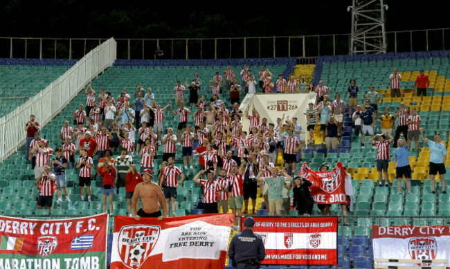 derry-fans-after-the-game